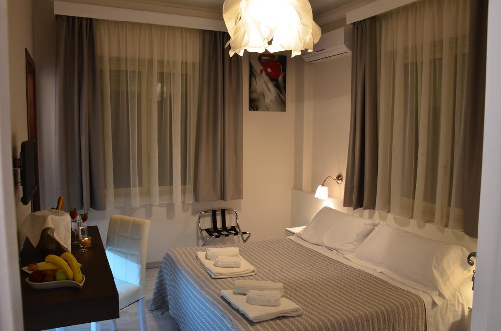 Athena Charming Rooms Taormina Bagian luar foto